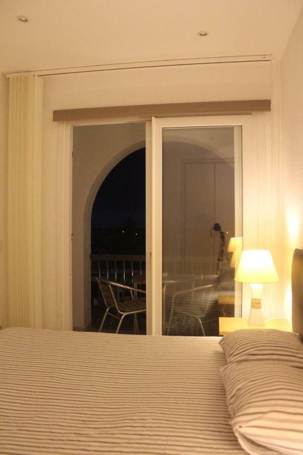 Absolute Apartment Эмпуриабрава Экстерьер фото